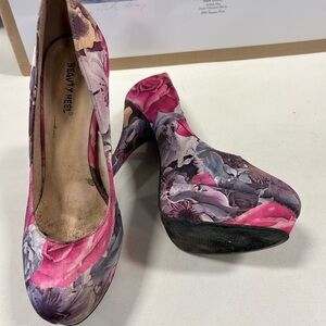 Iron Fist Women's Floral Pink and Purple Pumps